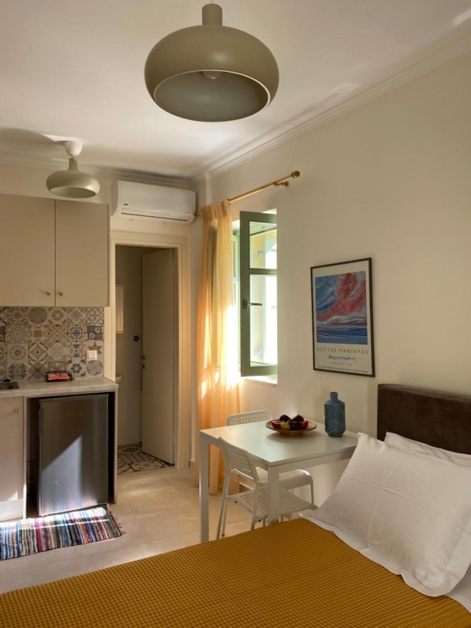 Apartment ιστορικό αρχοντικό στούντιο: κέντρο μύρινας *